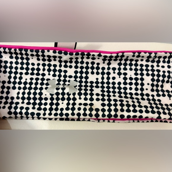 Under Armour Other - Under Armour Black and White Women's headband
